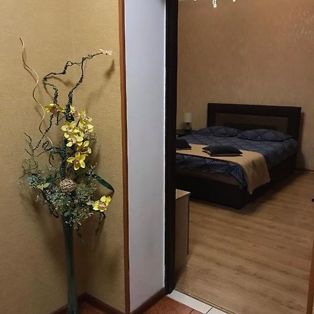 Rent Apartment In The Center Of 切尔尼戈夫 外观 照片