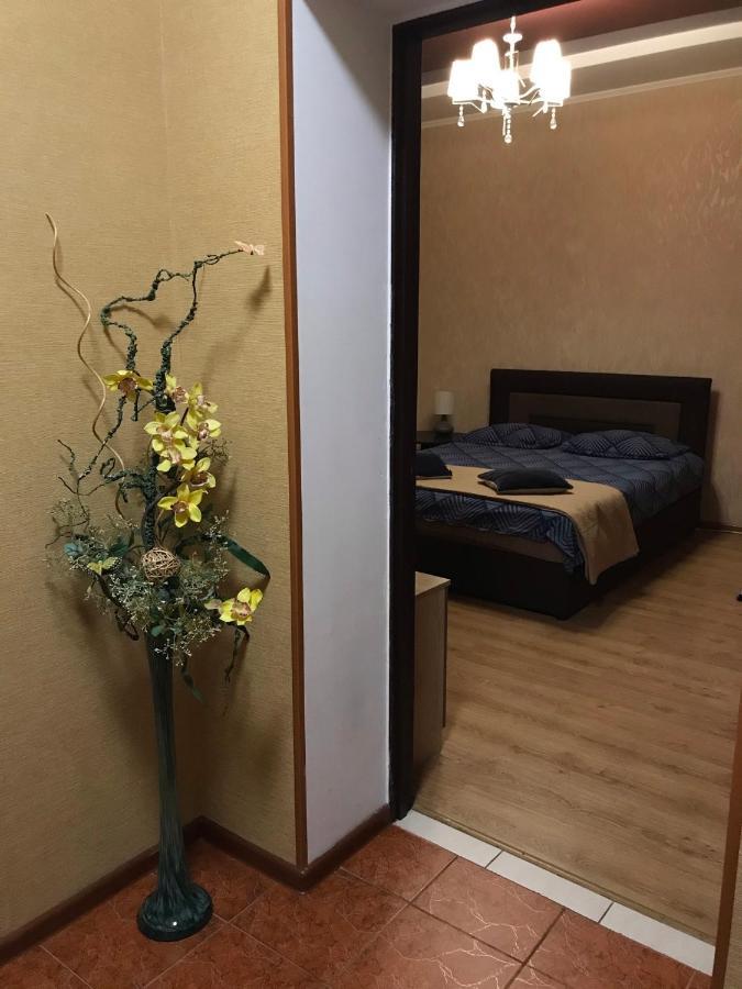 Rent Apartment In The Center Of 切尔尼戈夫 外观 照片