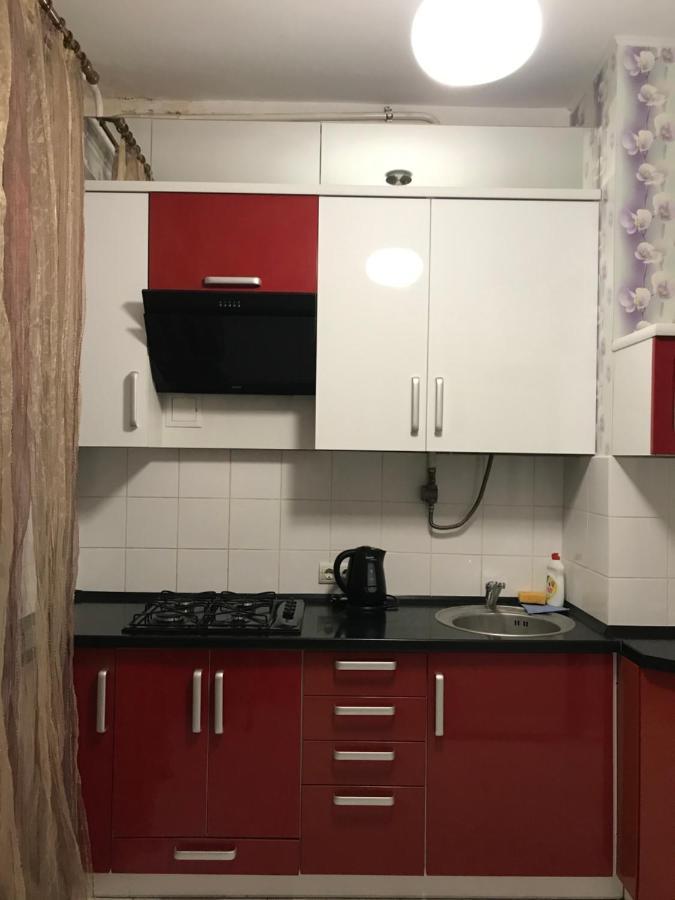 Rent Apartment In The Center Of 切尔尼戈夫 外观 照片
