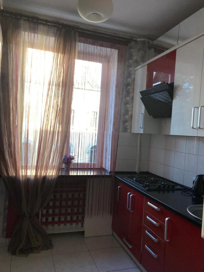 Rent Apartment In The Center Of 切尔尼戈夫 外观 照片