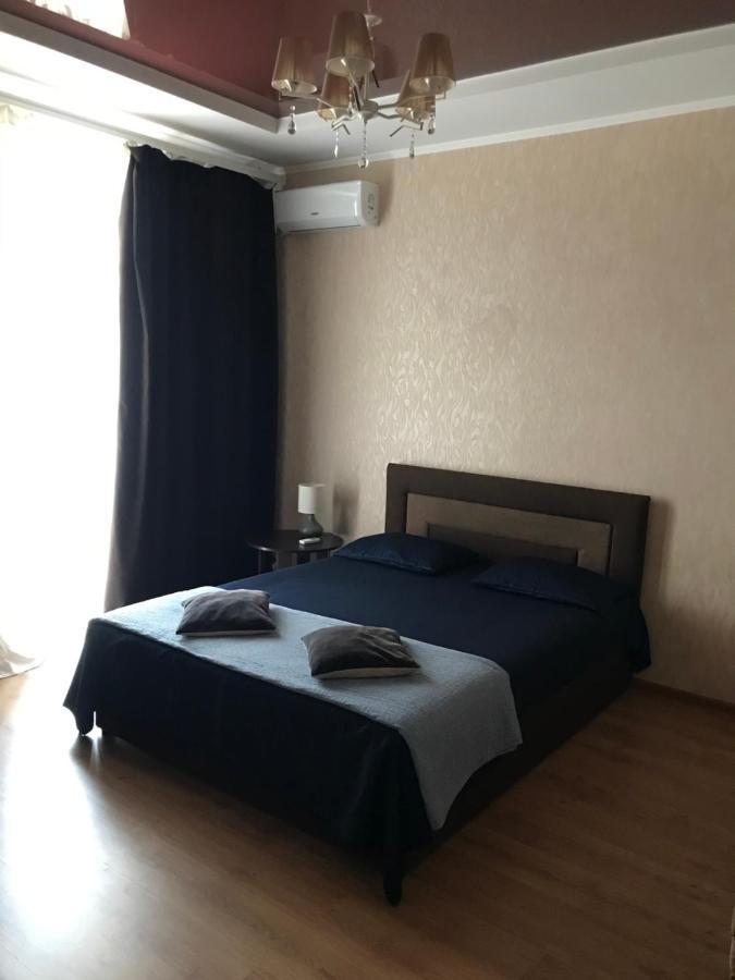 Rent Apartment In The Center Of 切尔尼戈夫 外观 照片
